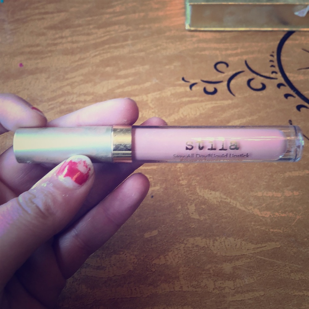 Liquid lipstick stilla